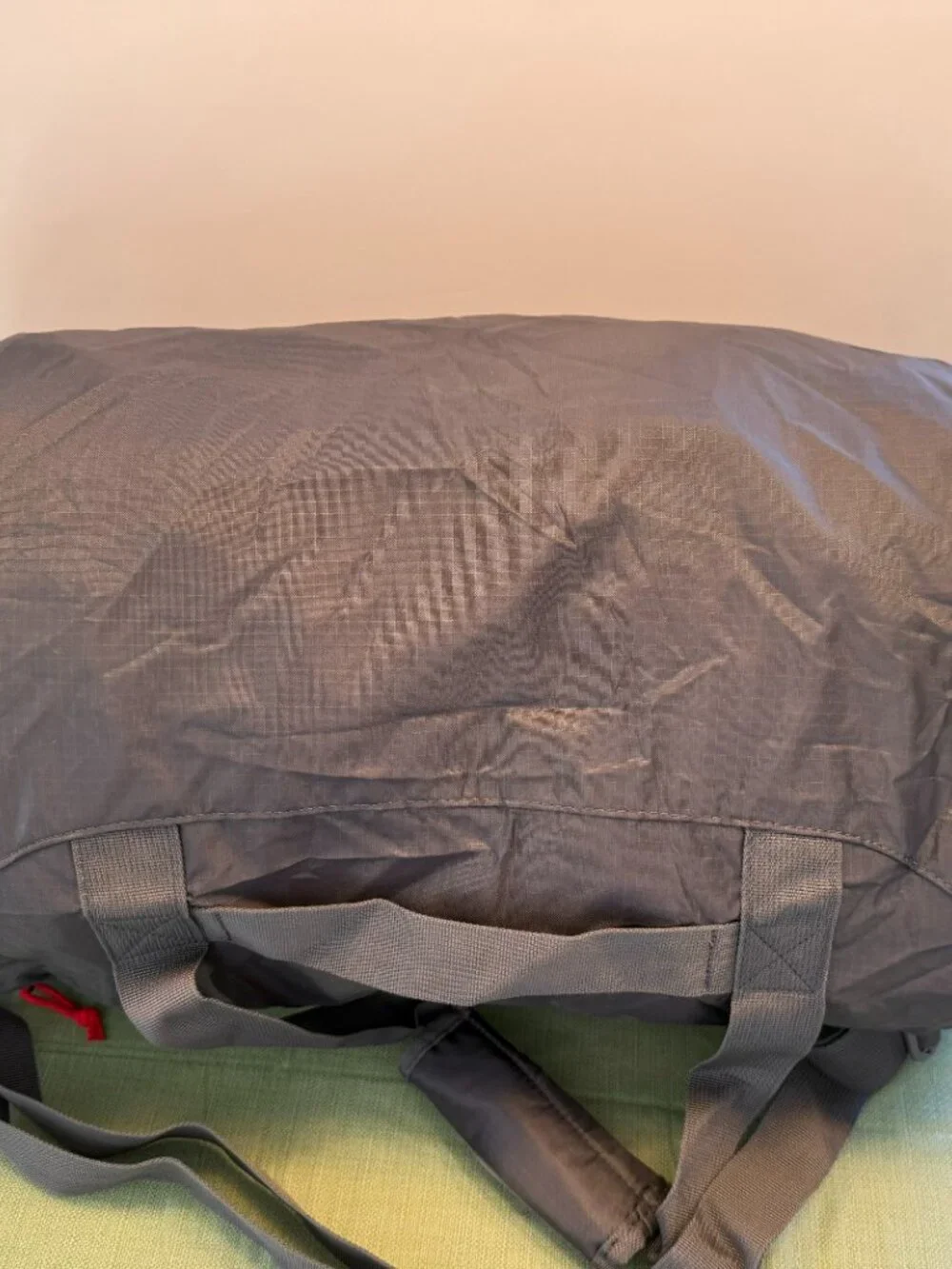 EDDIE BAUER STOWAWAY 45LP ACKABLE DUFFEL BAG IN DARK GREY COLOR NWT